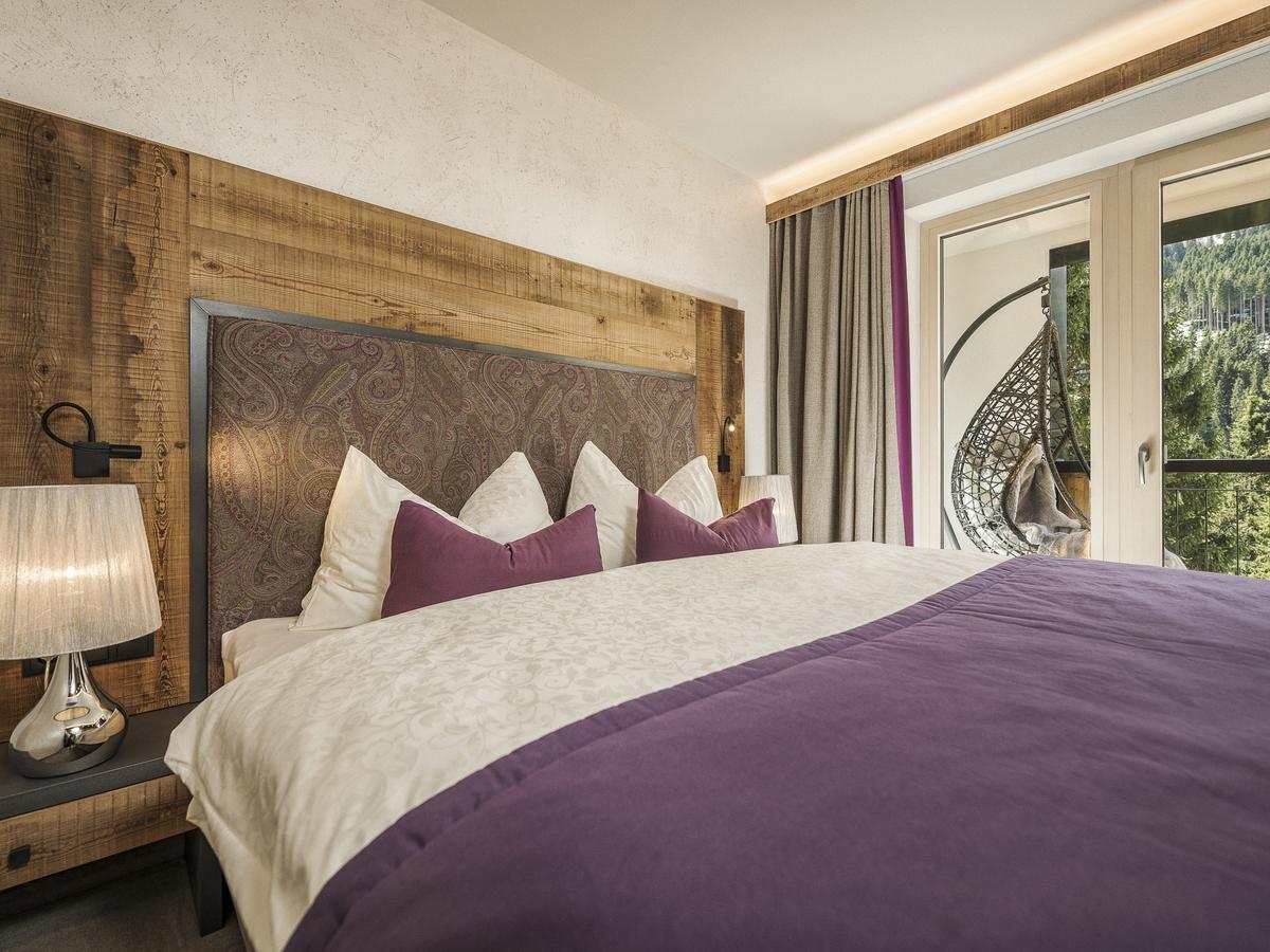Hotel Bergkristall Zillertal - Adults Only 14 Years Plus Hippach Exterior photo