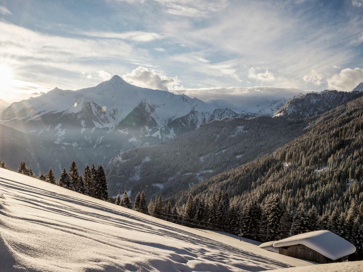 Hotel Bergkristall Zillertal - Adults Only 14 Years Plus Hippach Exterior photo